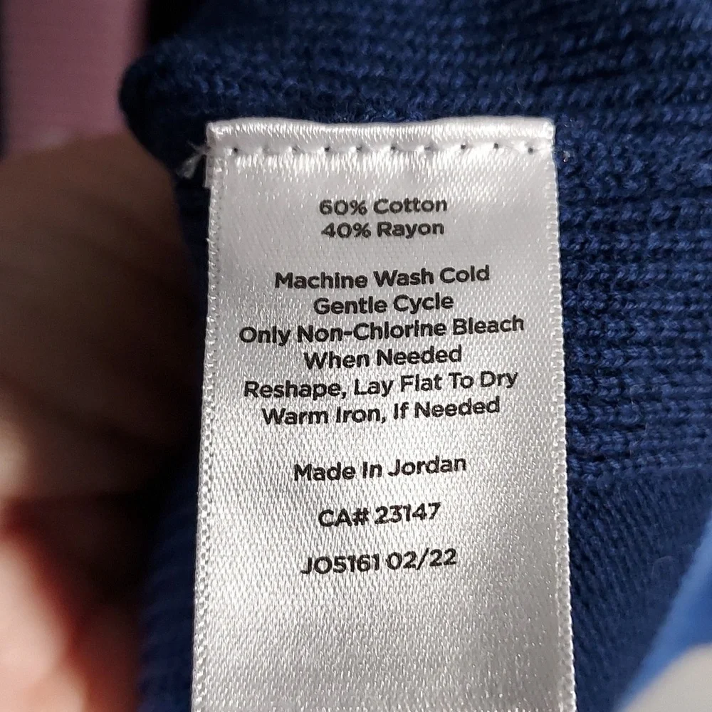 TALBOTS BUTTON DOWN SWEATER NWT ( SIZE LARGE) - Picture 8 of 11